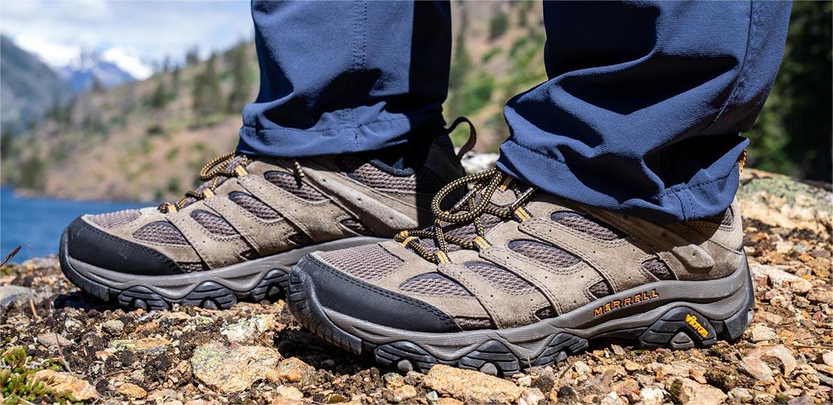 Schuh Geschäft 11 Schuh Geschäft -Schuh Geschäft Hiking Shoes Merrell Moab 3 on rock